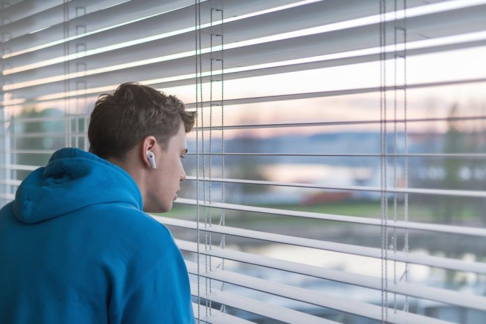 Ce grosime de material este recomandată pentru roletele blackout? Ce grosime de material este recomandată pentru roletele blackout?