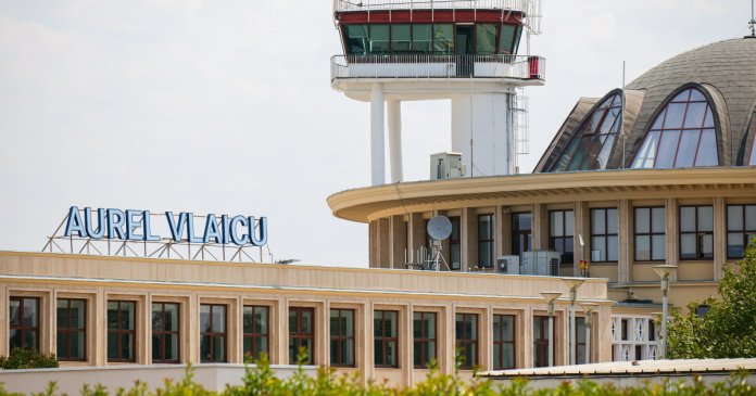 Incident la Aeroportul Băneasa: O aeronavă de mici dimensiuni a părăsit pista. Zboruri redirecționate. Incident la Aeroportul Băneasa: O aeronavă de mici dimensiuni a părăsit pista. Zboruri redirecționate.
