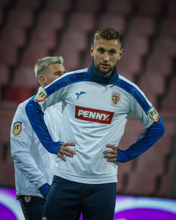 FRF, comunicat referitor la viitorul lui Denis Drăguș la echipa națională: „Nu este oportun” FRF, comunicat referitor la viitorul lui Denis Drăguș la echipa națională: „Nu este oportun”