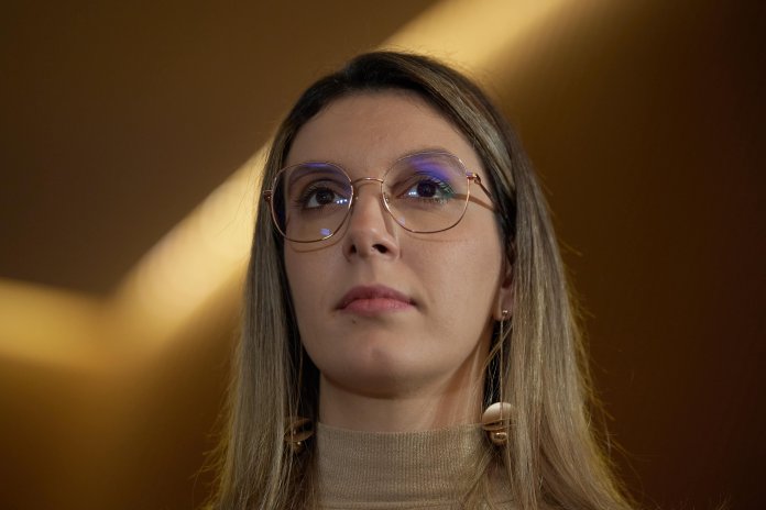 FOTO Cum ironizează tineretul USR criticii ministrului Mediului: „Top 5 catastrofe provocate de Diana Buzoianu” FOTO Cum ironizează tineretul USR criticii ministrului Mediului: „Top 5 catastrofe provocate de Diana Buzoianu”