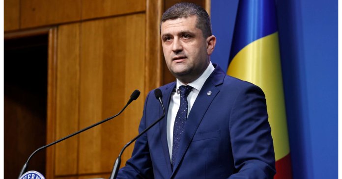 Radu Miruță este numit ministru al Apărării Radu Miruță este numit ministru al Apărării. Cine îi va succeda la Economie?