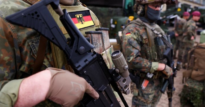 O dispoziție „schizofrenică”: Expansiunea forțelor armate ale Germaniei readuce la suprafață temeri vechi în Franța O dispoziție „schizofrenică”: Expansiunea forțelor armate ale Germaniei readuce la suprafață temeri vechi în Franța