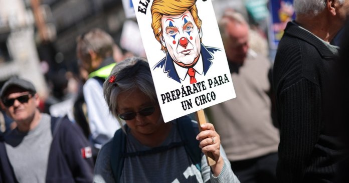 A treia rundă de acțiuni de protest „No Kings” va strânge milioane de americani împotriva lui Trump. „Cea mai vastă manifestație... A treia rundă de acțiuni de protest „No Kings” va strânge milioane de americani împotriva lui Trump. „Cea mai vastă manifestație...