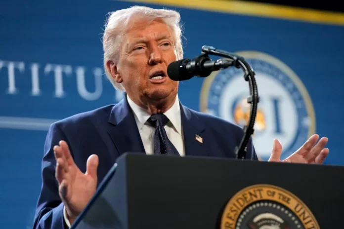 Donald Trump mobilizează 5 Donald Trump mobilizează 5.000 de pușcași marini în regiunea tensionată a Strâmtorii Ormuz, după declararea războiului „vins”