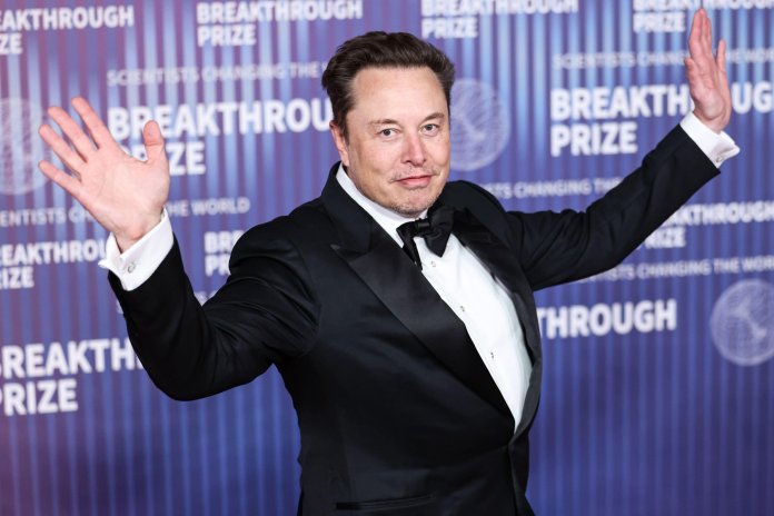Elon Musk, cel mai bogat individ de pe planetă, având o avere importantă Elon Musk, cel mai bogat individ de pe planetă, având o avere importantă. Lista Forbes a miliardarilor la nivel mondial