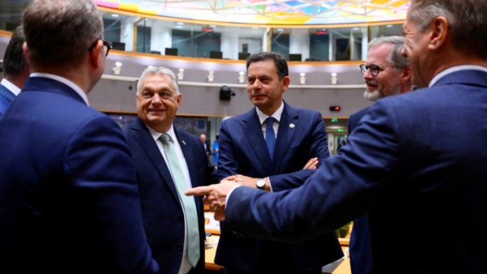 Iranul stabilește scopuri noi în Golf. Teheranul a lansat o notificare de evacuare pentru trei națiuni. Iranul stabilește scopuri noi în Golf. Teheranul a lansat o notificare de evacuare pentru trei națiuni.