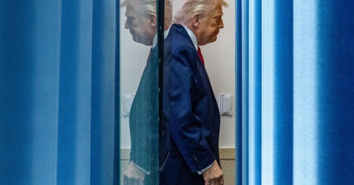 „Sunt mândru de respingerea noastră”. Aliații SUA, derutați de solicitările „absurd de incoerente” ale... „Sunt mândru de respingerea noastră”. Aliații SUA, derutați de solicitările „absurd de incoerente” ale...