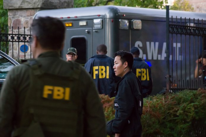 BREAKING: Nicușor Dan reveals SRI and FBI initiative to take down a group of Russian hackers linked to the GRU. Statement from Nicușor Dan. BREAKING: Nicușor Dan reveals SRI and FBI initiative to take down a group of Russian hackers linked to the GRU. Statement from Nicușor Dan.