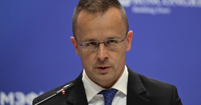 Ministrul de externe al Ungariei, Peter Szijjarto, acuzat de eliminarea documentelor: comentariile noului conducător de la... Ministrul de externe al Ungariei, Peter Szijjarto, acuzat de eliminarea documentelor: comentariile noului conducător de la...