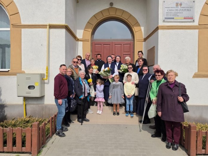 Povestea Sorei Emilia, care a fost mamă pentru 600 de copii timp de mai bine de 25 de ani: „Binele nu se face remarcat” Povestea Sorei Emilia, care a fost mamă pentru 600 de copii timp de mai bine de 25 de ani: „Binele nu se face remarcat”