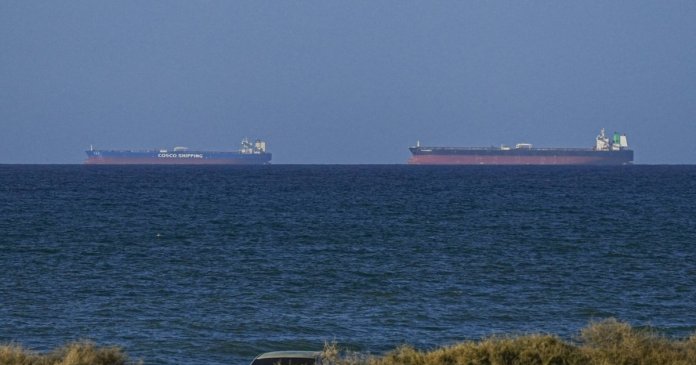 Prima navă de croazieră traversează Strâmtoarea Ormuz după declanșarea războiului cu Iranul Prima navă de croazieră traversează Strâmtoarea Ormuz după declanșarea războiului cu Iranul