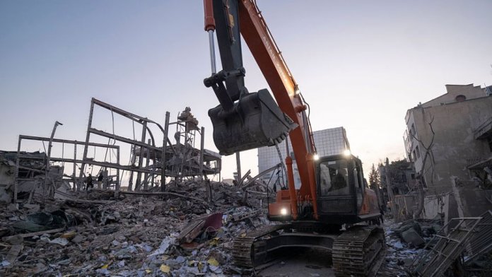 Volodimir Zelenski învinuiește Rusia pentru "terorism nuclear" cu ocazia împlinirii a 40 de ani de la catastrofa de la Cernobîl Volodimir Zelenski învinuiește Rusia pentru "terorism nuclear" cu ocazia împlinirii a 40 de ani de la catastrofa de la Cernobîl