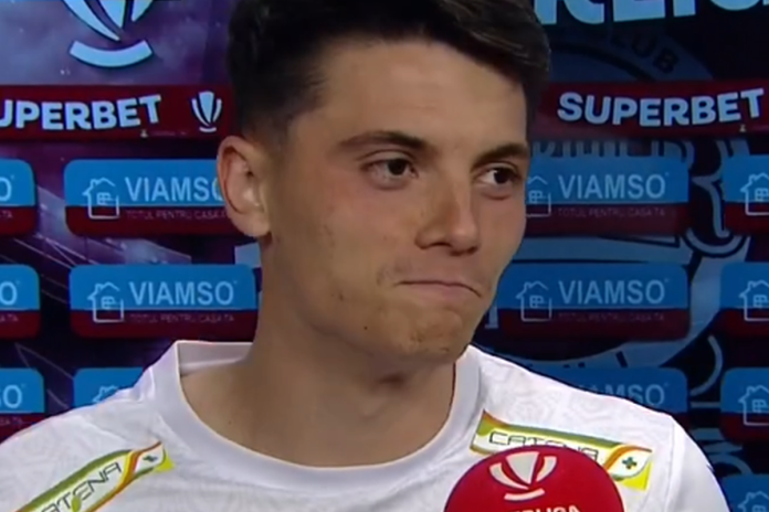 Mario Tudose, întrerupt de Daniel Pancu în mijlocul flash-interviului Mario Tudose, întrerupt de Daniel Pancu în mijlocul flash-interviului