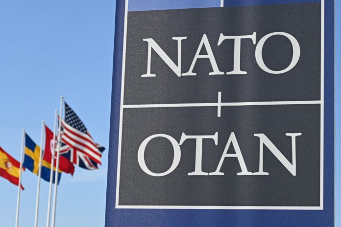 NATO, inadecvată pentru o confruntare cu Rusia: Cinci slăbiciuni majore scoase în evidență de contextul din Orientul Mijlociu NATO, inadecvată pentru o confruntare cu Rusia: Cinci slăbiciuni majore scoase în evidență de contextul din Orientul Mijlociu