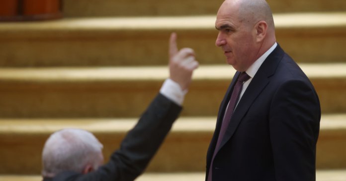 Sociolog: Moțiunea de cenzură reprezintă un moment crucial în evoluția politicii românești. „Primele... Sociolog: Moțiunea de cenzură reprezintă un moment crucial în evoluția politicii românești. „Primele...