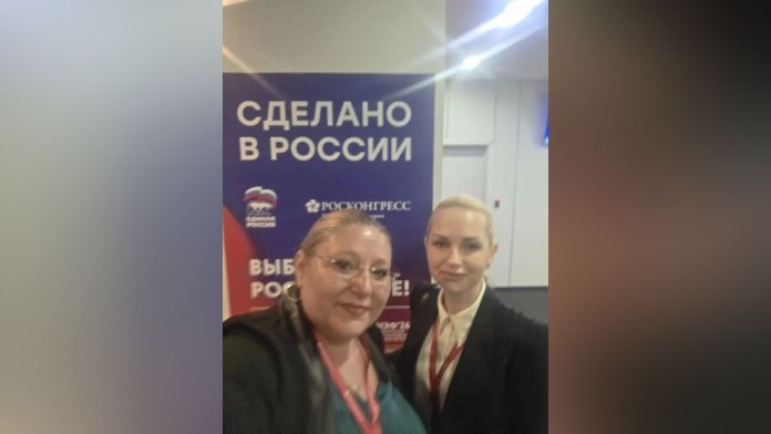 Diana Șoșoacă are o conversație cu Putin în Sankt-Petersburg: „Românii nu vă disprețuiesc, ne admirăm națiunea rusă”. Răspunsul liderului de la Kremlin. Diana Șoșoacă are o conversație cu Putin în Sankt-Petersburg: „Românii nu vă disprețuiesc, ne admirăm națiunea rusă”. Răspunsul liderului de la Kremlin.