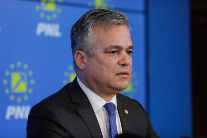 Excluderea lui Veștea din PNL nu va fi supusă votului duminică, susține un lider al liberalilor. Scopurile grupului lui Bolojan la congresul extraordinar. Excluderea lui Veștea din PNL nu va fi supusă votului duminică, susține un lider al liberalilor. Scopurile grupului lui Bolojan la congresul extraordinar.