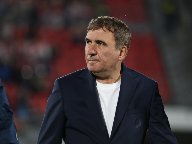 Gică Hagi a anunțat echipa pentru meciul amical cu Țara Galilor Gică Hagi a anunțat echipa pentru meciul amical cu Țara Galilor. Șapte "Tricolori" au părăsit lotul!