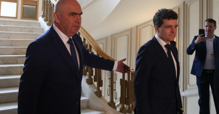 Ilie Bolojan: I-am prezentat lui Nicușor Dan două opțiuni pentru a depăși criza politică. Există soluții... Ilie Bolojan: I-am prezentat lui Nicușor Dan două opțiuni pentru a depăși criza politică. Există soluții...