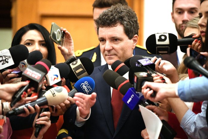 Nicușor Dan declară: „Vom dispune de o administrație minoritară”. Când preconizează partidele să-i ofere soluția. Nicușor Dan declară: „Vom dispune de o administrație minoritară”. Când preconizează partidele să-i ofere soluția.