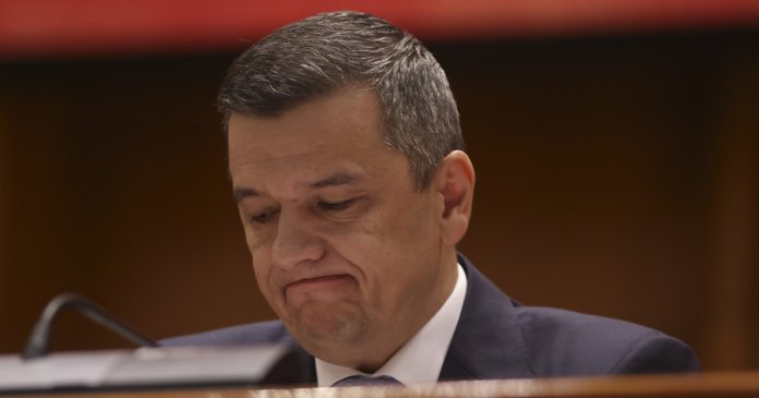Sorin Grindeanu ar putea prelua funcția de premier în cazul în care Veștea nu reușește să strângă voturile necesare. Negocieri sunt în curs... Sorin Grindeanu ar putea prelua funcția de premier în cazul în care Veștea nu reușește să strângă voturile necesare. Negocieri sunt în curs...