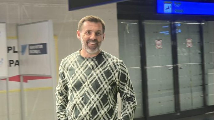 Zeljko Kopic s-a întors în România și a discutat despre separarea de Dinamo: „Acum nu mai e nevoie să te uiți pe Google după mine” Zeljko Kopic s-a întors în România și a discutat despre separarea de Dinamo: „Acum nu mai e nevoie să te uiți pe Google după mine”