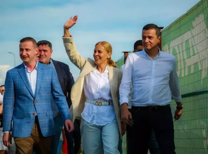 George Simion, găsit vinovat pentru daune morale în urma unui clip de campanie: „Alegeți pe cine vreți, dar nu PSD-ul!” George Simion, găsit vinovat pentru daune morale în urma unui clip de campanie: „Alegeți pe cine vreți, dar nu PSD-ul!”