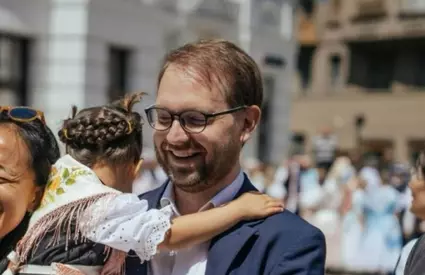 Ilie Bolojan oprește concediul parlamentarilor pentru legislația PNRR Ilie Bolojan oprește concediul parlamentarilor pentru legislația PNRR