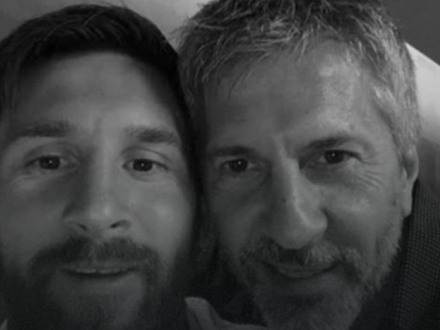 Leo Messi a făcut declarații la 4 zile după decesul tatălui său. Leo Messi a făcut declarații la 4 zile după decesul tatălui său.