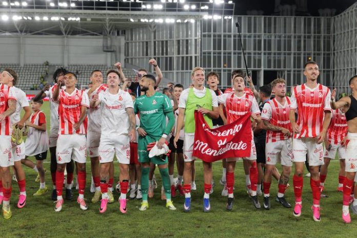 Nu s-au dat bătuți! » Ce s-a întâmplat pe teren, imediat după Dinamo - FC Voluntari 4-0 Nu s-au dat bătuți! » Ce s-a întâmplat pe teren, imediat după Dinamo - FC Voluntari 4-0